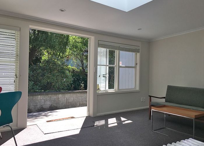  at 37 Silverstream Road, Crofton Downs, Wellington