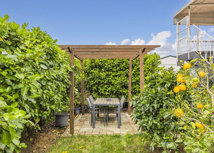  at 1/63 Fancourt Street, Meadowbank, Auckland City, Auckland