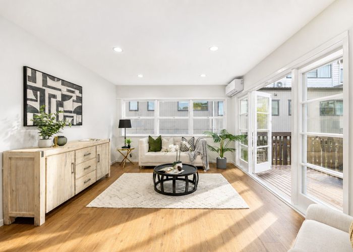 at 9 Oteha Valley Road, Northcross, North Shore City, Auckland
