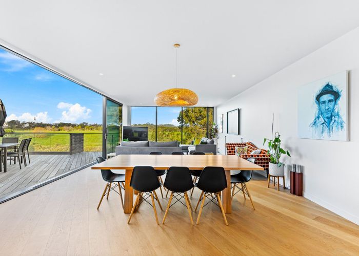  at 10 Lister Street, Point Chevalier, Auckland City, Auckland