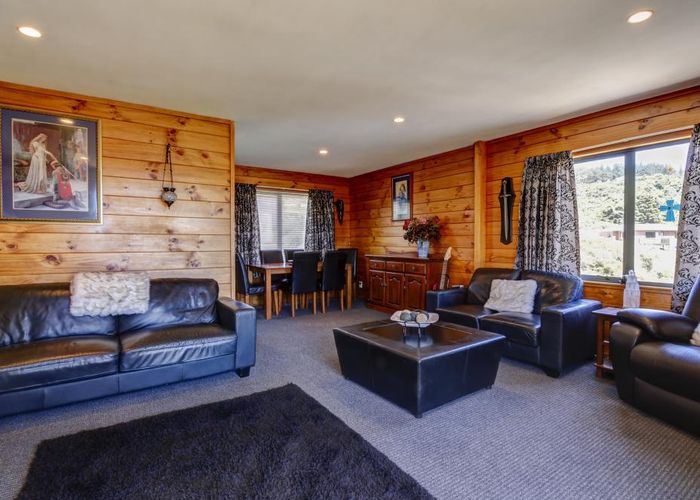  at 33A Rose Street, Ranui, Porirua