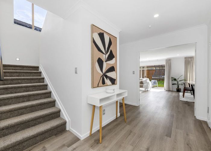  at 4 Villarosa Lane, Flat Bush, Manukau City, Auckland