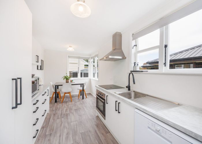 at 32 Leicester Street, Terrace End, Palmerston North, Manawatu / Whanganui