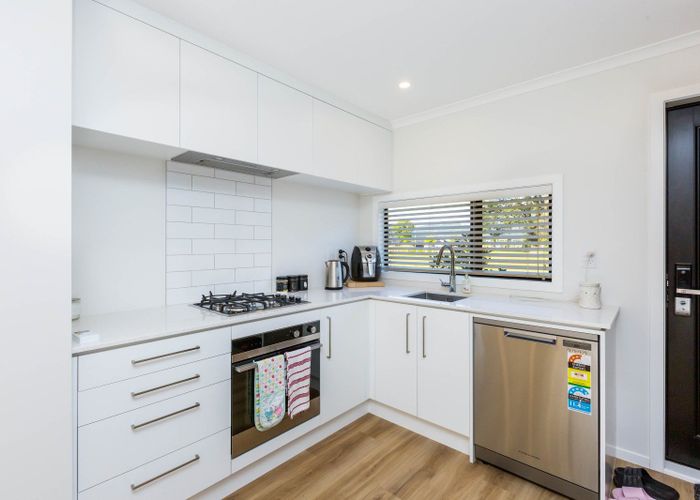  at 40 Dahl Drive, Wallaceville, Upper Hutt, Wellington