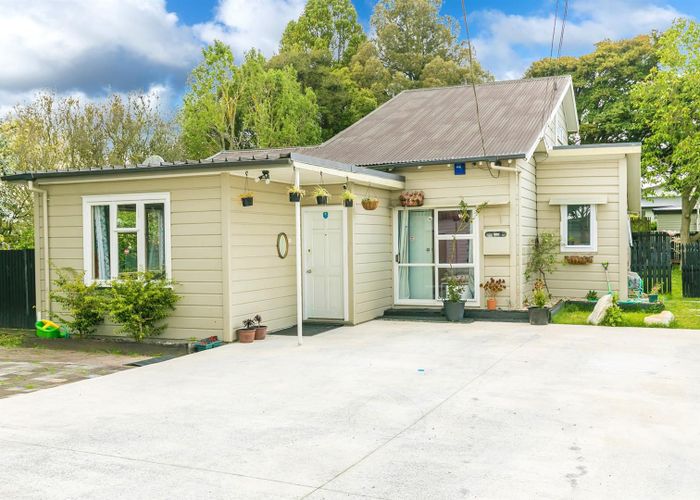  at 36 Marshall Street, Fairfield, Hamilton