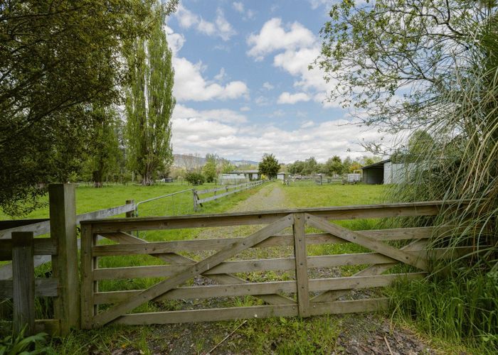  at 18 Kuku Road, Pohangina, Ashhurst