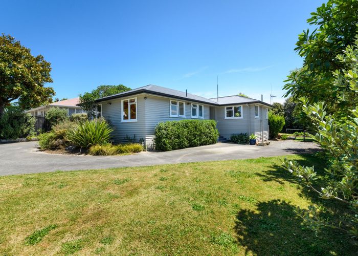  at 5 Antrim Place, Hokowhitu, Palmerston North