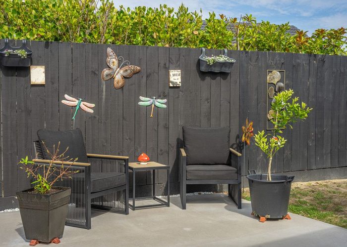  at 21 Reeves Street, Waikanae Beach, Waikanae
