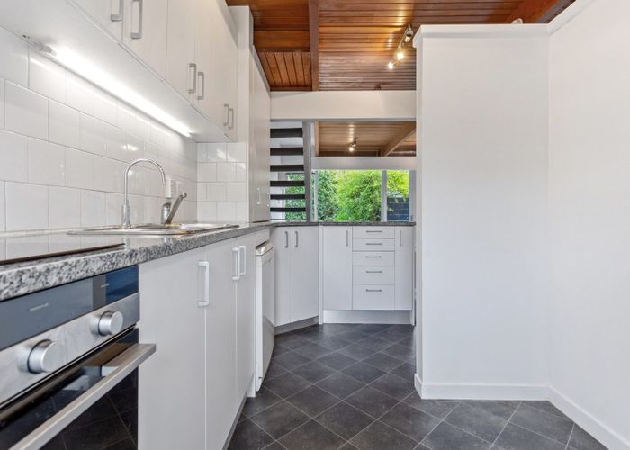  at 4/43 Fendalton Road, Fendalton, Christchurch City, Canterbury