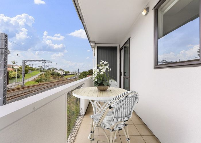  at 2D/21 St Jude Street, Avondale, Auckland City, Auckland