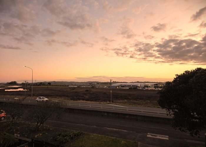  at 17 Pukeko Place, Westshore, Napier, Hawke's Bay