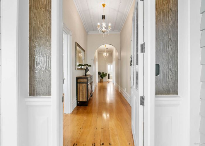  at 36 Hinemoa Street, Birkenhead, Auckland