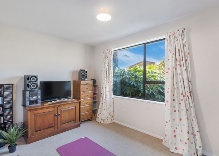  at 2/71a Glenmore Avenue, Bishopdale, Christchurch City, Canterbury