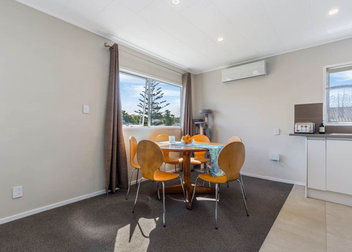  at 25 Secretariat Place, Randwick Park, Manukau City, Auckland
