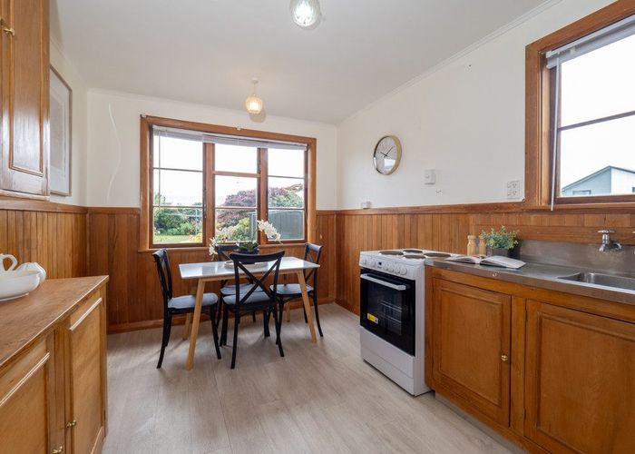  at 25 Willow Street, Hampstead, Ashburton