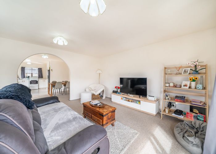  at 2/12 Raukawa Street, Stokes Valley, Lower Hutt