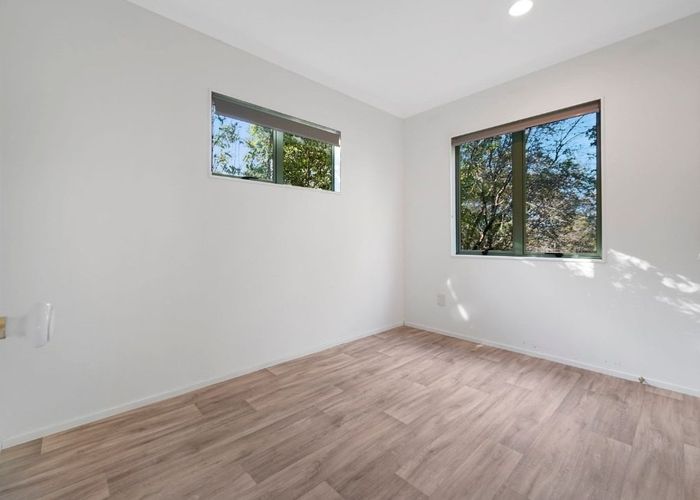  at 67 Rangeview Road, Sunnyvale, Auckland