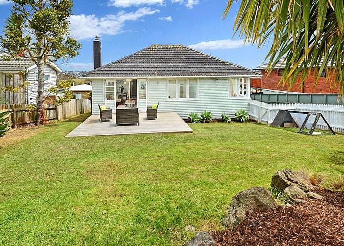  at 268 Forrest Hill Road, Forrest Hill, North Shore City, Auckland