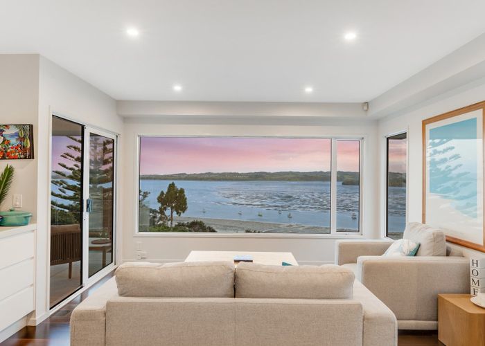  at 121 Pah Road, Cockle Bay, Manukau City, Auckland