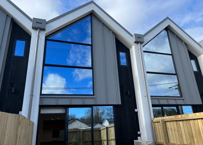  at 2/7 Ward Street, Addington, Christchurch