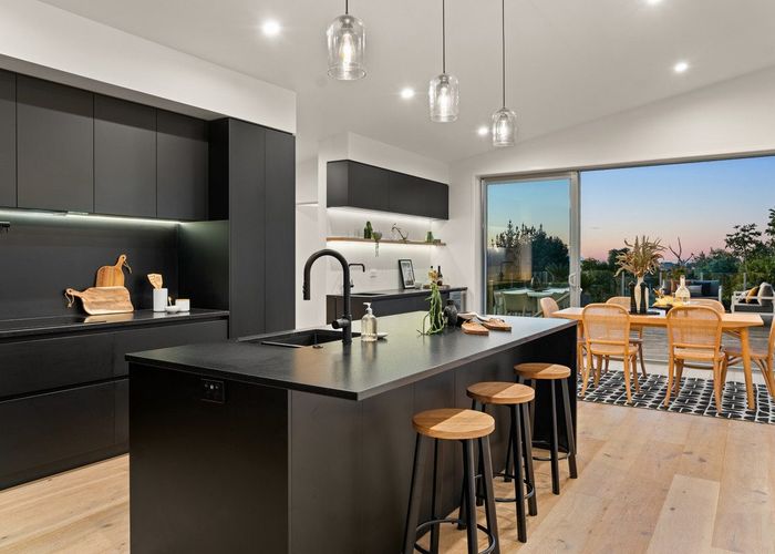  at 38 Holcombrooke Lane, Welcome Bay, Tauranga