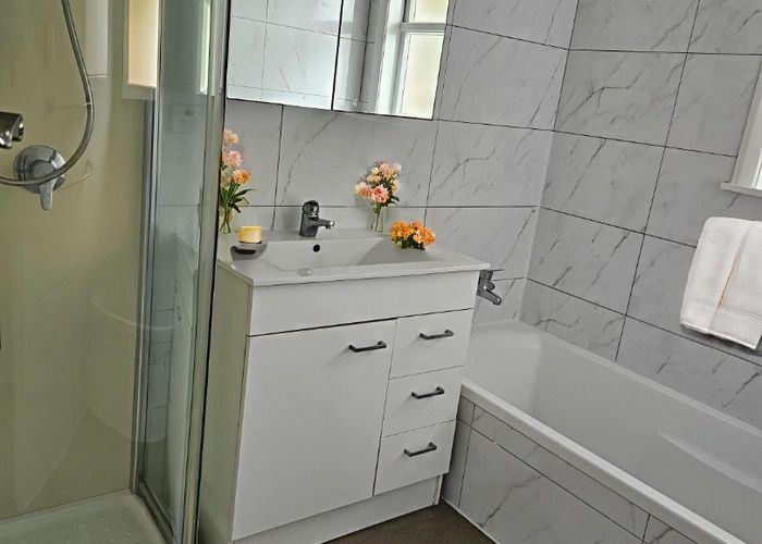  at 80 Mcannalley Street, Manurewa East, Manukau City, Auckland