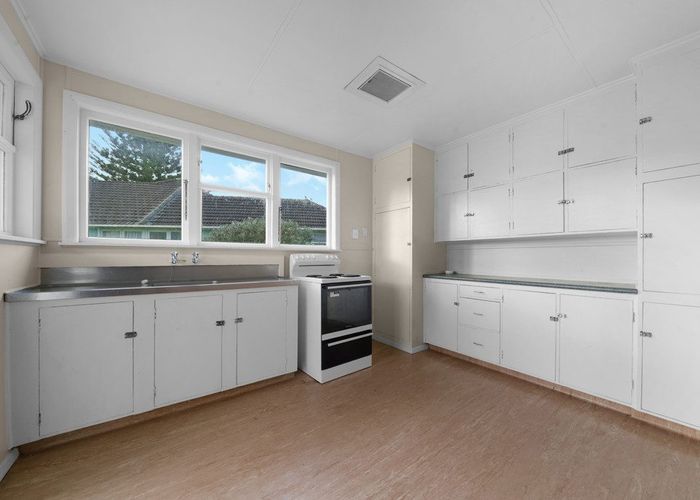  at 16 Angus Street, Otara, Manukau City, Auckland