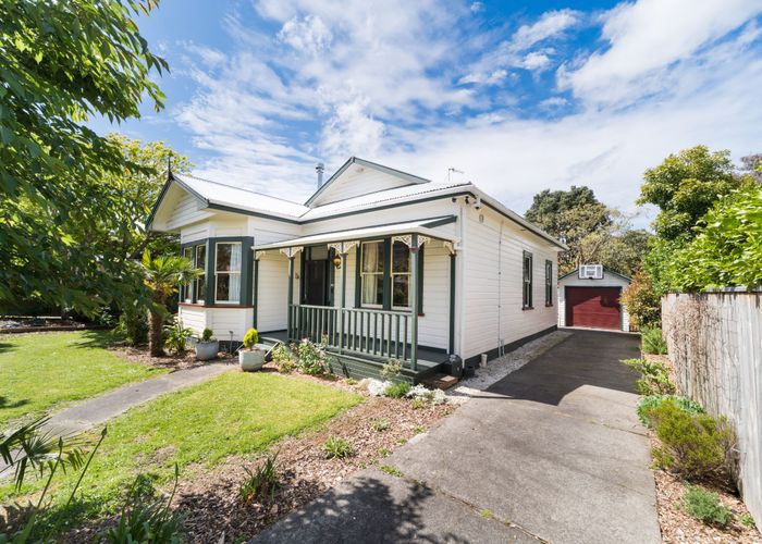  at 16 Margaret Street, Roslyn, Palmerston North, Manawatu / Whanganui