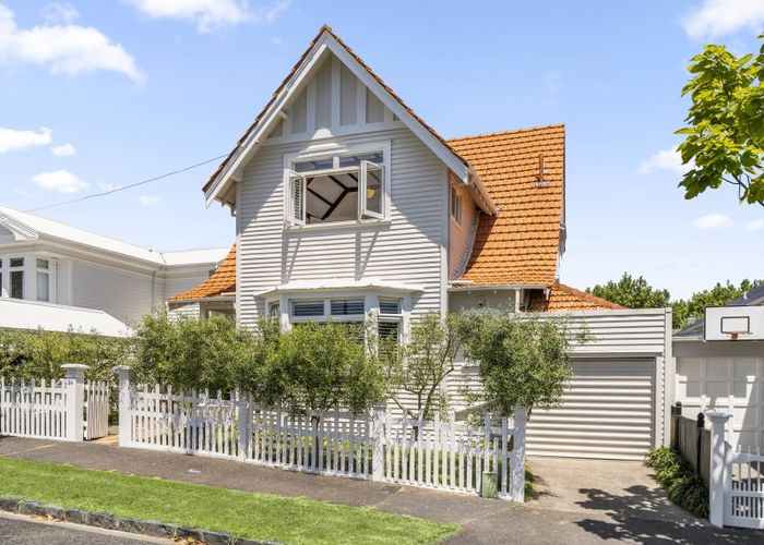  at 24 Masons Avenue, Herne Bay, Auckland