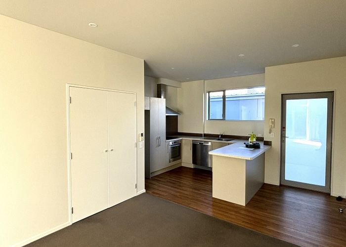  at 4/62 Fairfield Avenue, Addington, Christchurch City, Canterbury