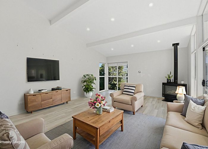  at 9 Bronte Place, Whalers Gate, New Plymouth, Taranaki