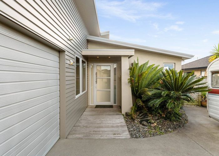  at 14 Waterford Park Drive, Papamoa Beach, Tauranga, Bay Of Plenty