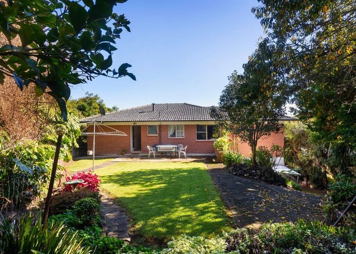  at 21 La Veta Avenue, Mount Albert, Auckland