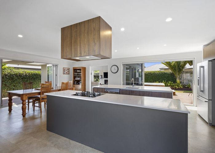  at 8 Wentworth Lane, Waiwhakaiho, New Plymouth, Taranaki