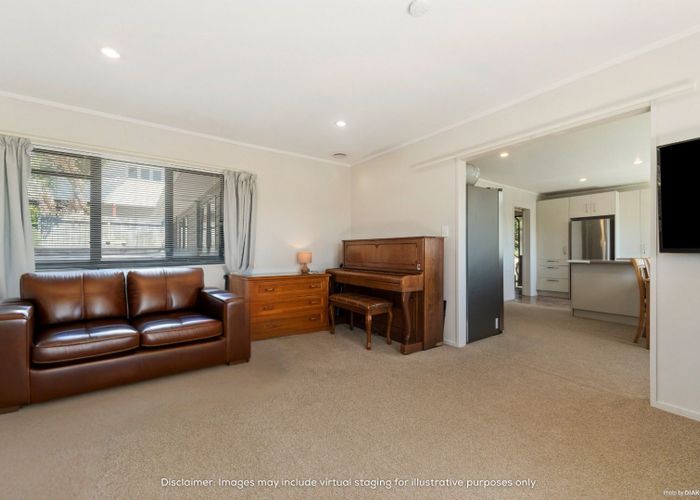  at 2/39 Browns Bay Road, Browns Bay, North Shore City, Auckland