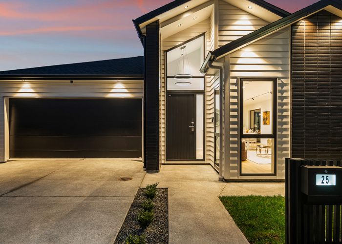  at 25 Parkland Loop, Milldale, Rodney, Auckland