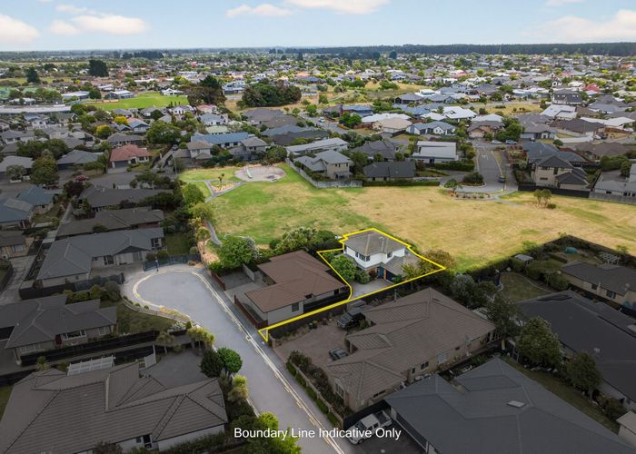  at 2/7 Crofts Lane, Parklands, Christchurch City, Canterbury