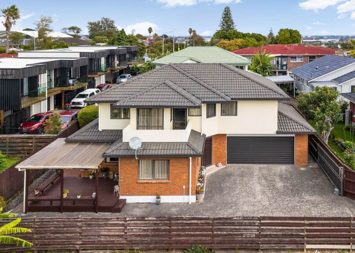  at 18A Glenside Avenue, Pakuranga, Manukau City, Auckland