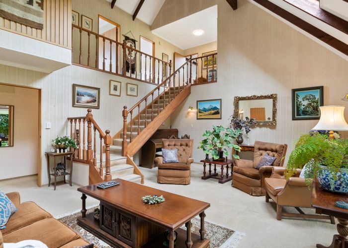  at 335 Te Moana Road, Waikanae