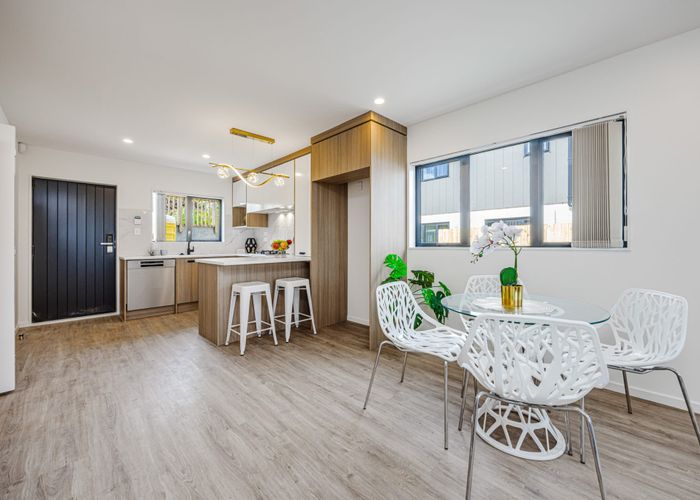  at 5A & 5B Beaufort Place, Papatoetoe, Manukau City, Auckland