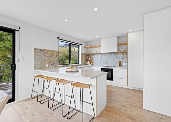  at 49 Moncks Spur Road, Redcliffs, Christchurch City, Canterbury