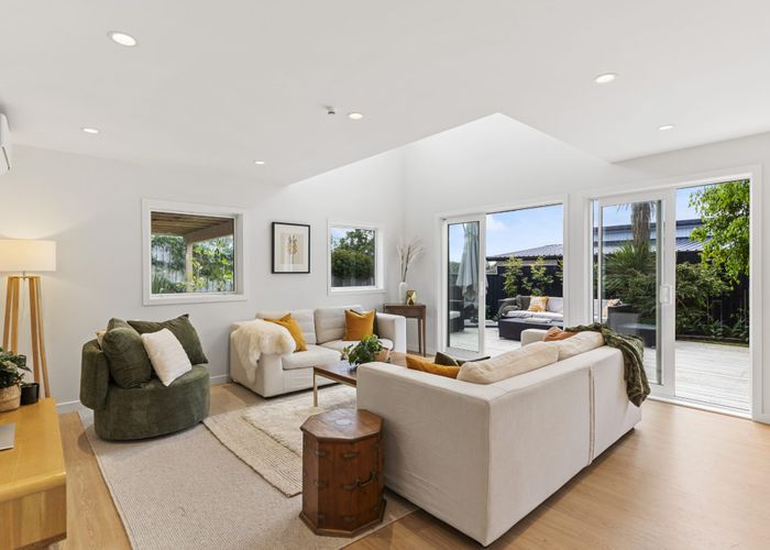 at 2/46 Aramoana Avenue, Devonport, Auckland