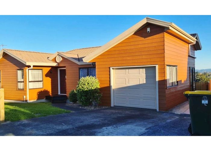  at 87 Luckens Road, West Harbour, Auckland