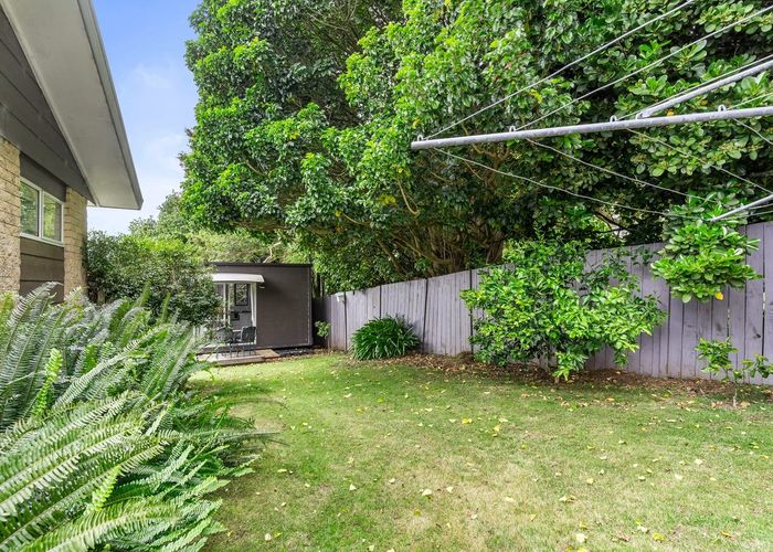  at 2/50 Finlayson Avenue, Clendon Park, Auckland