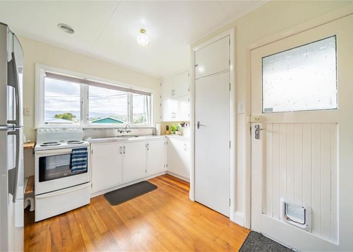  at 1/87 KARAMU CRES, Wainuiomata, Lower Hutt