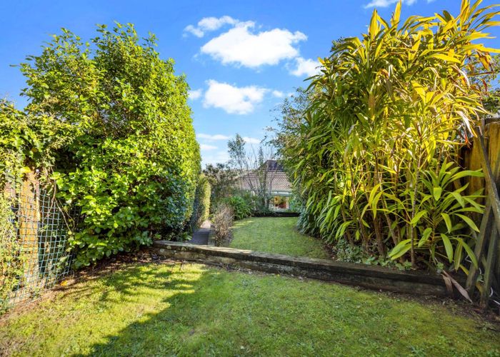  at 1 Peart View, Meadowbank, Auckland City, Auckland