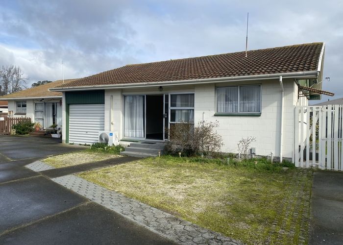  at 8A Takapu Place, Bromley, Christchurch City, Canterbury