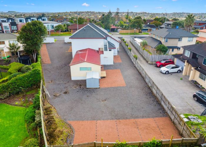  at 829 Chapel Road, Shamrock Park, Howick, Manukau City, Auckland