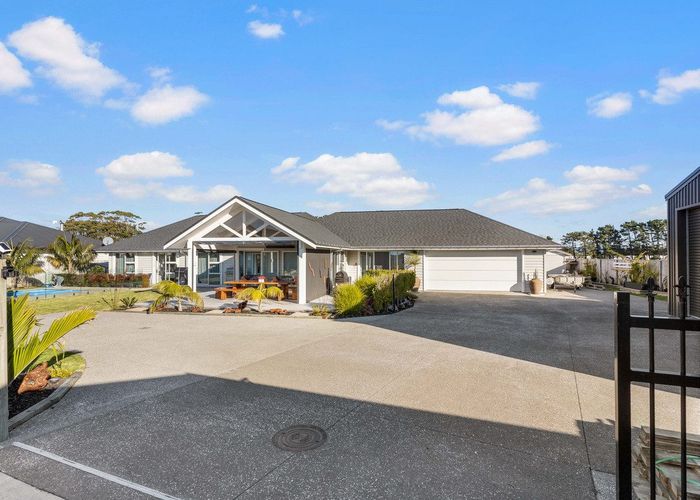  at 38 Bunyan Road, Coastlands, Whakatane