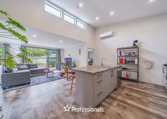  at 28d Hair Street, Wainuiomata, Lower Hutt, Wellington